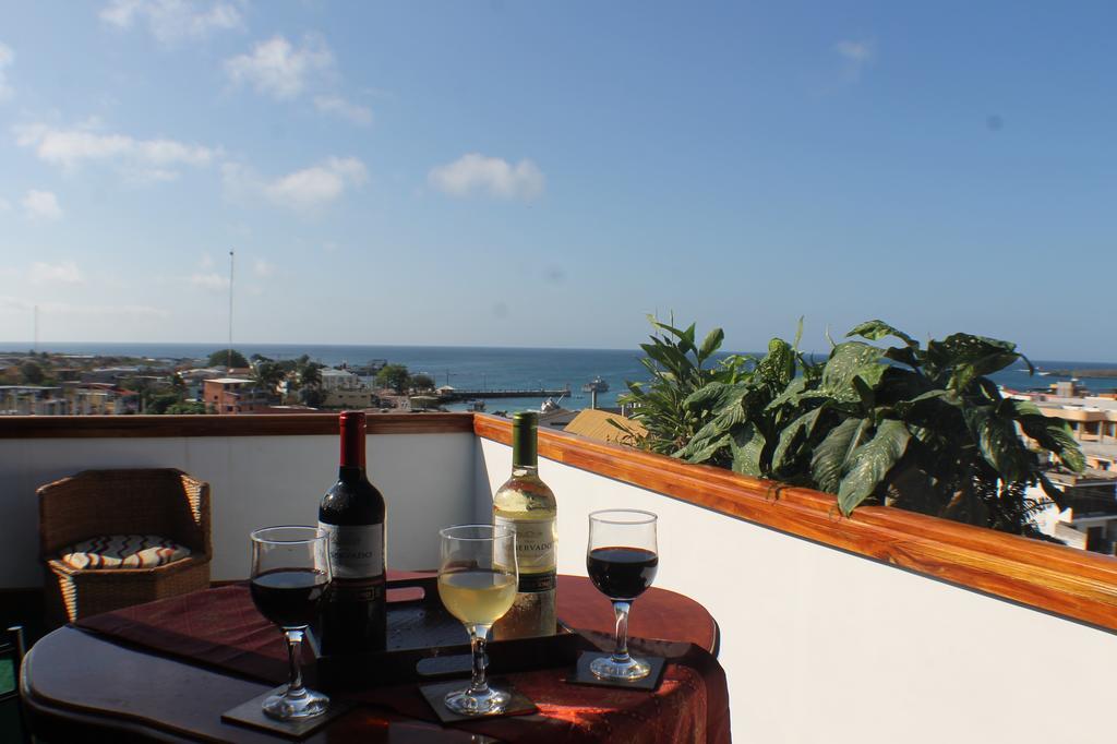 Hotel Los Algarrobos Puerto Baquerizo Moreno Esterno foto